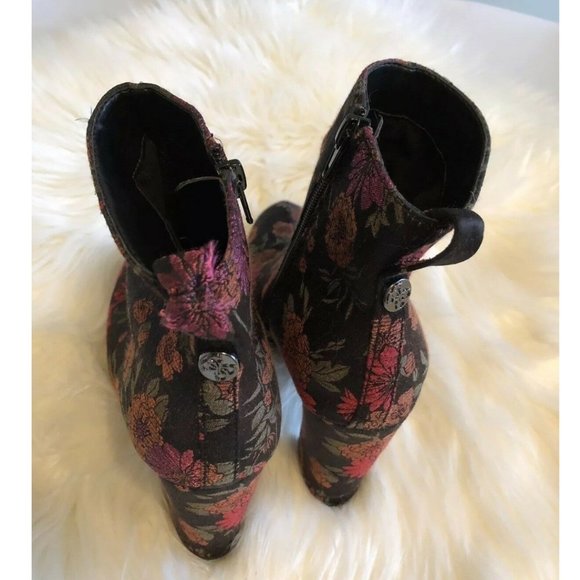 Guess Nasia3 FLORAL ANKLE BOOTS - Picture 4 of 7